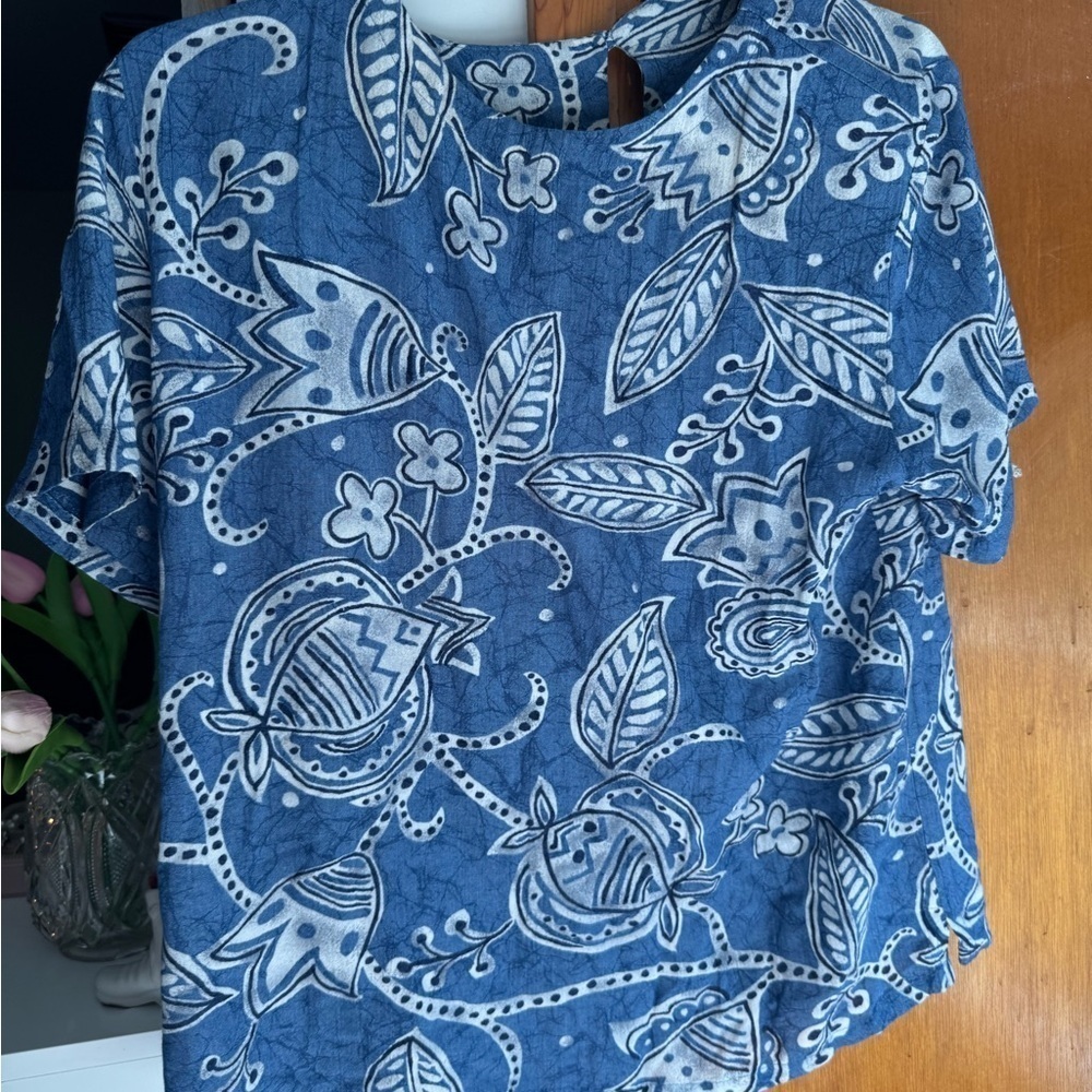 Blue Floral Women's Top